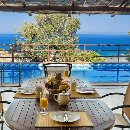 Sea-sunset Views Lefkothea With Private Pool Near Elafonissi فيلة